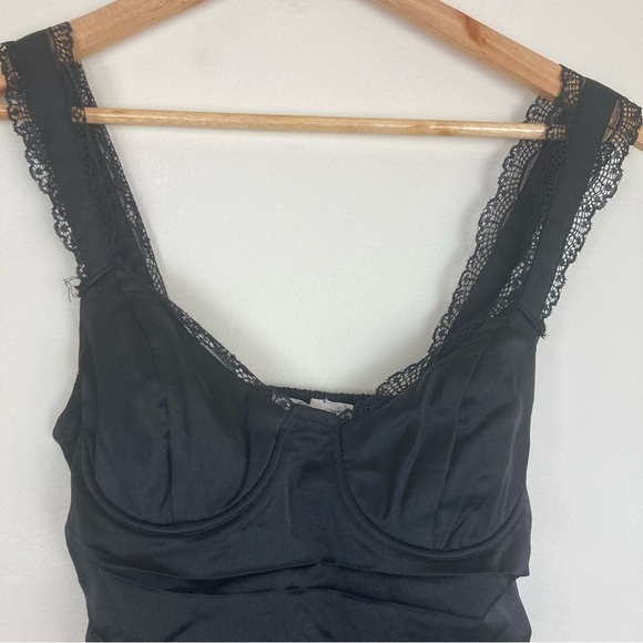 ASTR the Label Alva lace trim corset style black midi dress. Size XS. - Picture 4 of 8